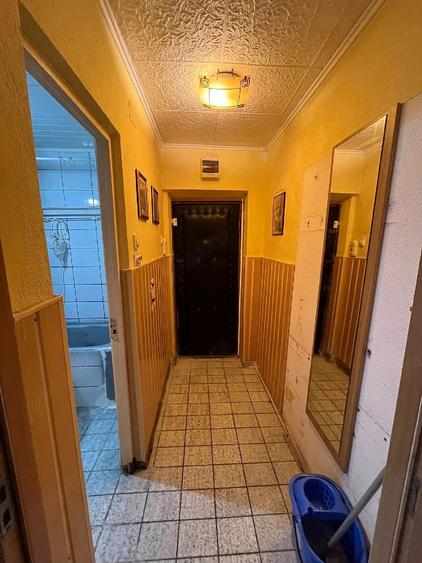 Apartament cu 2 camere nedecomandat în Vitrometan