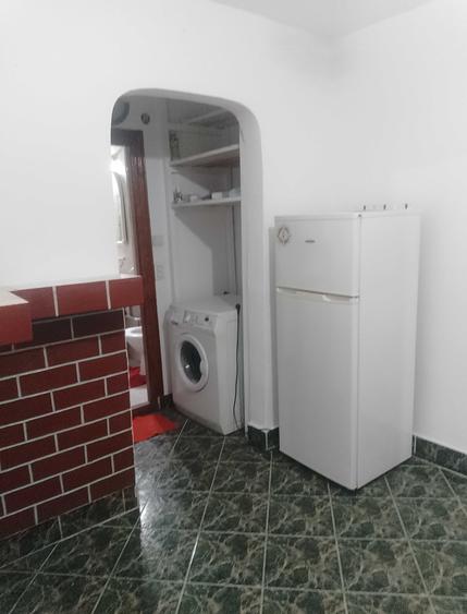 Apartament cu 2 camere decomandat în Amărăști