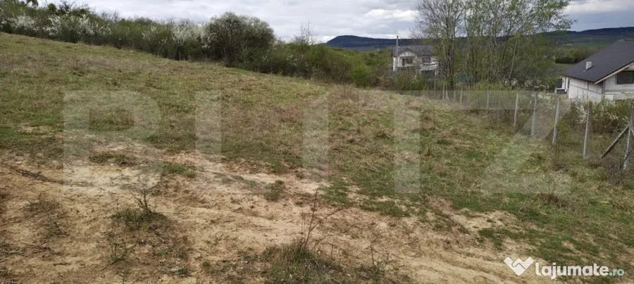 Teren intravilan de vanzare, 715 mp, in zona Valea Sigmiru - 2