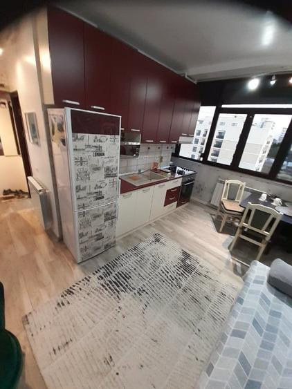 Apartament cu 2 camere semidecomandat în Universitate