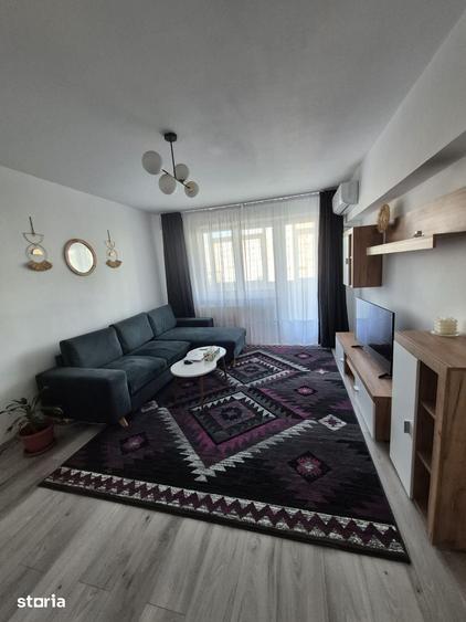 Apartament cu 2 camere decomandat în Tei