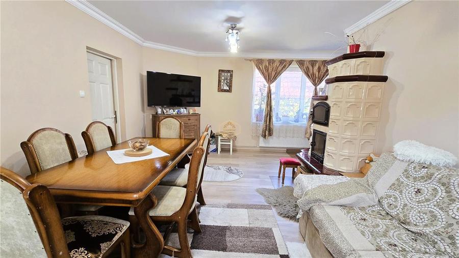 Casa individuala din 2017, cu 3 camere + 521 m² teren | Dorobantilor - 2