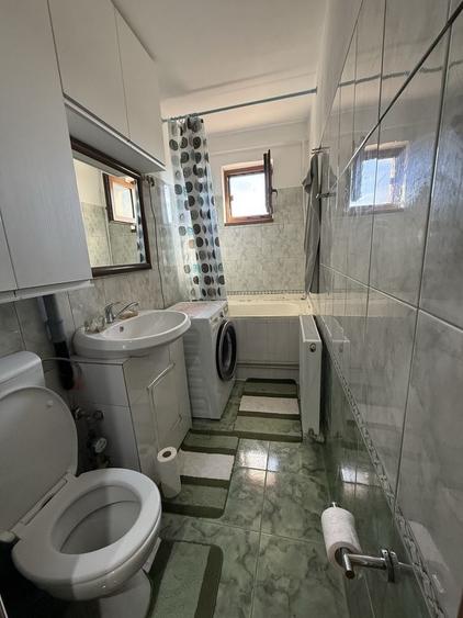 Apartament cu 2 camere semidecomandat în Exterior Vest