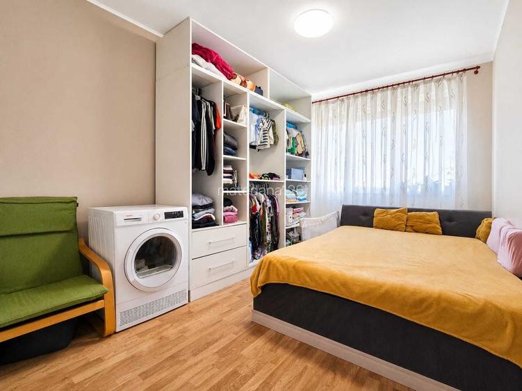 De inchiriat apartament cu 2 camere ,strada. Petru Maior nr 3.Sanmartin