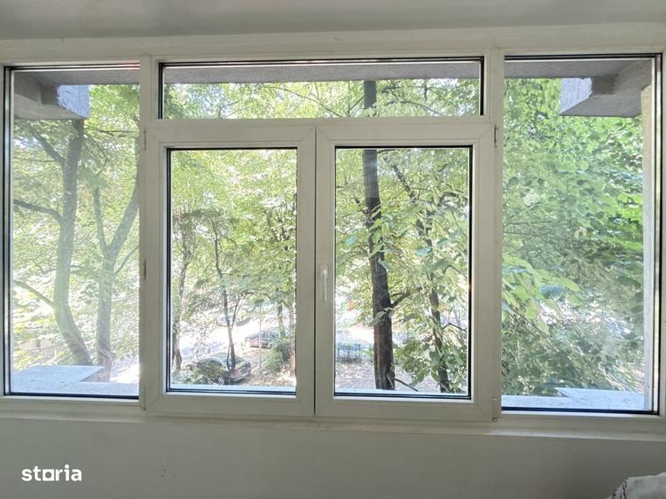Apartament cu 3 camere decomandat în Jilava
