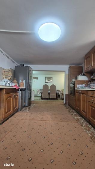 Casa, 244 m2, - 5