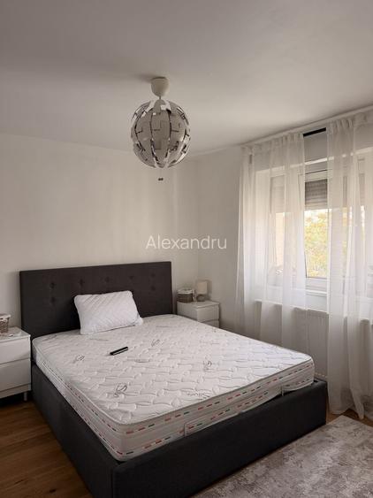 Ap 2 camere, etaj4, zona Vacanta Tur