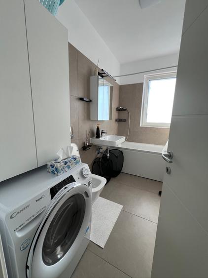 Apartament cu 3 camere decomandat în Theodor Pallady