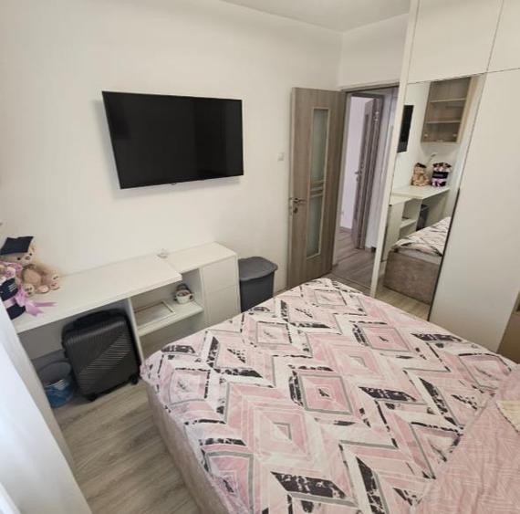 Apartament cu 2 camere semidecomandat în Astra