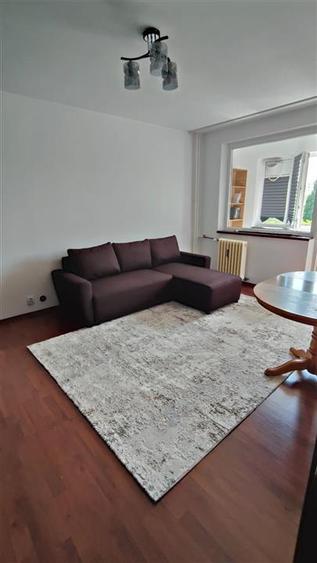 Apartament cu 2 camere decomandat, mobilat în Berceni