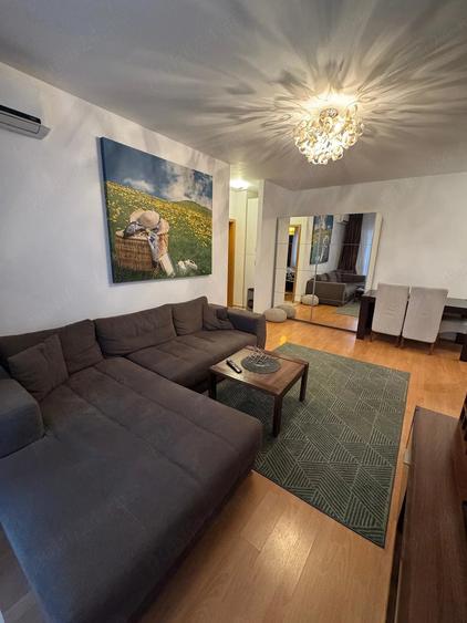 Apartament cu 2 camere semidecomandat în Titan