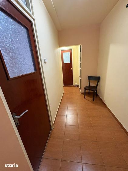 Apartament cu 2 camere decomandat în Crângași