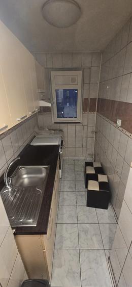 Apartament cu 2 camere semidecomandat în Progresul