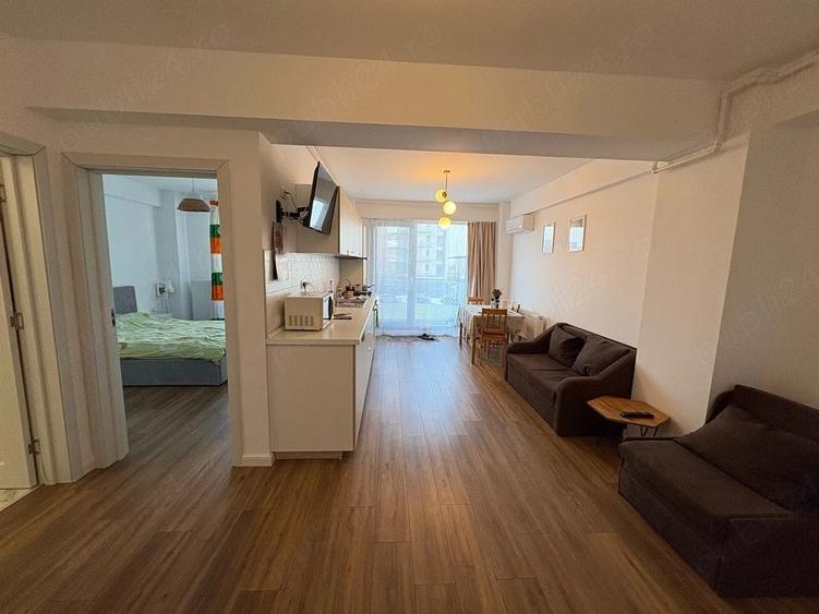 Apartament cu 2 camere semidecomandat, mobilat în Tomis Plus
