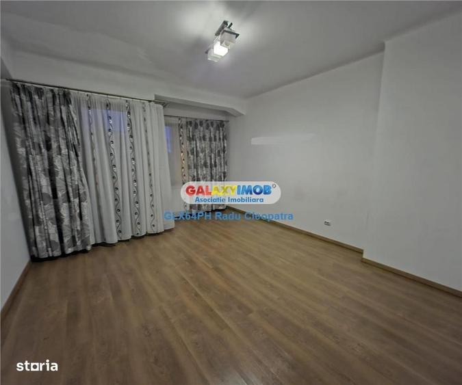 Apartament cu 4 camere în Ultracentral — fotografia 1