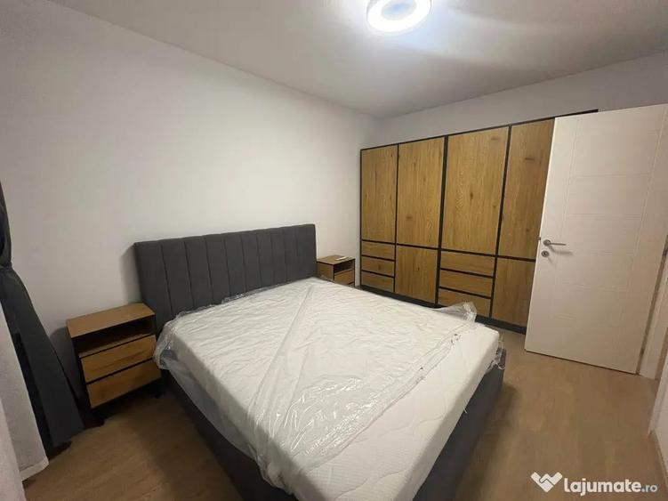 Apartament cu 2 camere decomandat în Sânpetru