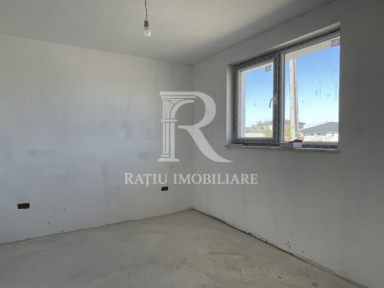 Casă individuală cu 3 camere cu Canalizare în Nojorid