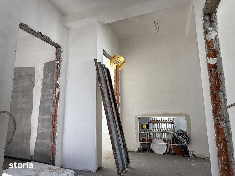 Casă cu 5 camere cu Teren 260 Mp în Central