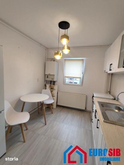 Apartament cu 2 camere decomandat în Ștrand