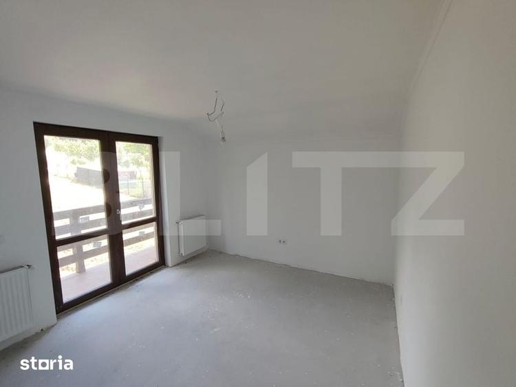Casă cu 6 camere cu Teren 784 Mp în Central
