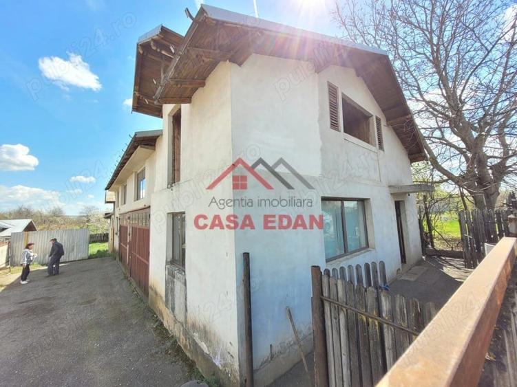 Casă cu 4 camere cu Teren 2284 Mp în Băicoi