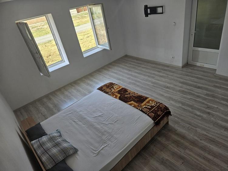 Casă individuală cu 3 camere cu Canalizare în Beregsău Mic