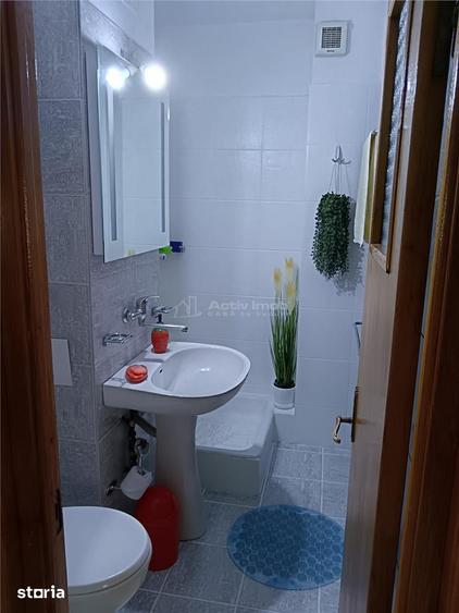 Apartament cu 4 camere, mobilat în Decebal