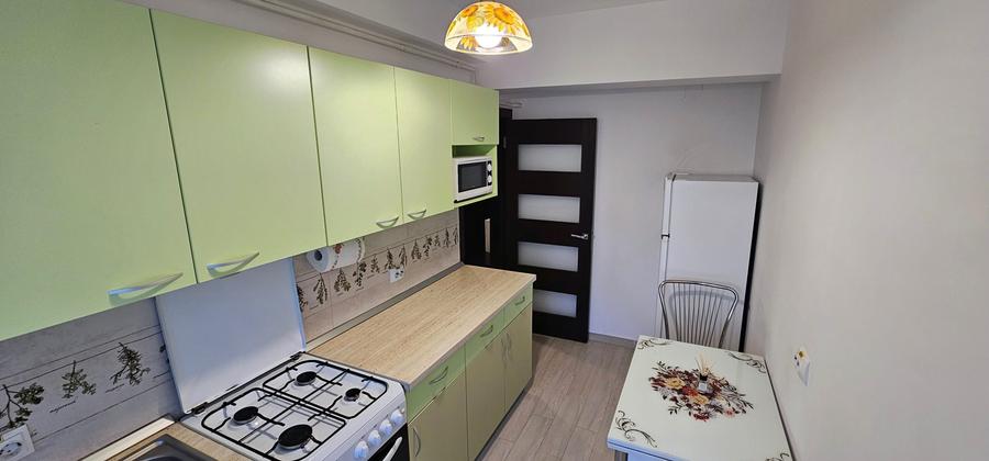 Garsonieră decomandată în Central
