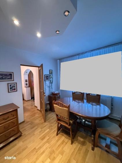 Apartament cu 2 camere nedecomandat în Central