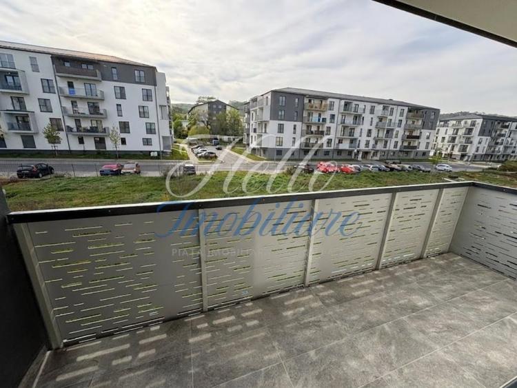 Apartament cu 2 camere semidecomandat în Florești