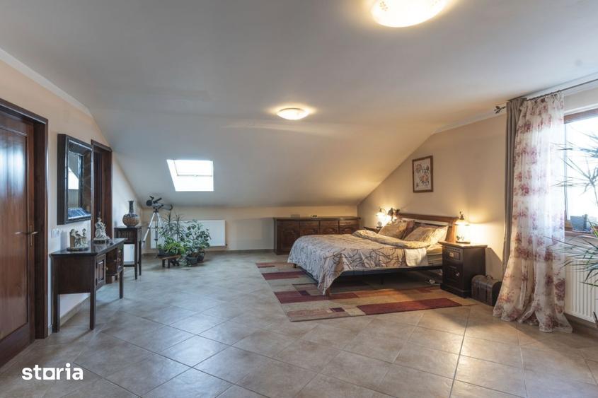 Apartament cu 5 camere în Sângeorgiu de Mureș