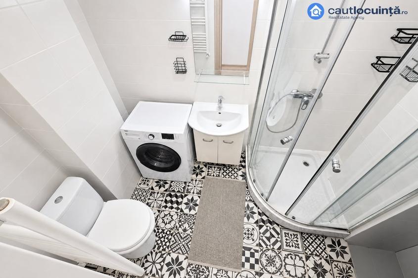 Apartament cu 3 camere în Tei