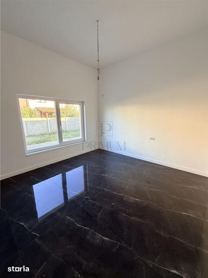 Casă cu 3 camere cu Teren 480 Mp în Moșnița Nouă