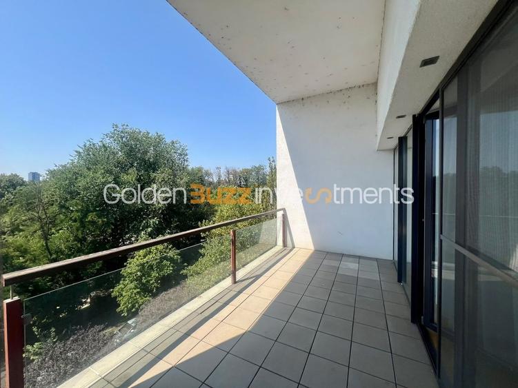 Apartament cu 4 camere în Șoseaua Nordului
