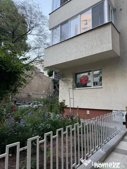 Apartament cu 3 camere decomandat în Iancului
