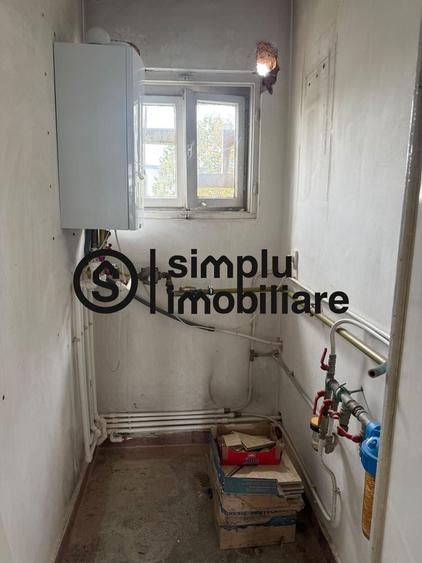 Apartament cu 2 camere decomandat, mobilat în Calea București
