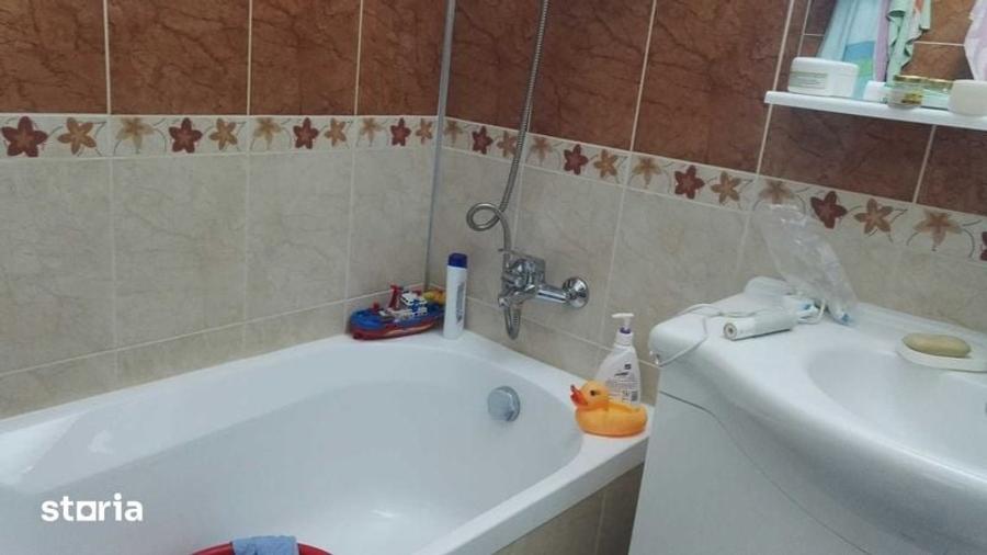 Apartament cu 3 camere decomandat în Calea Aradului
