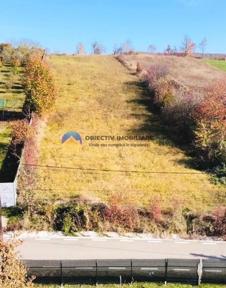 TEREN intravilan 2200 mp GÂRCINA, langa PIATRA-NEAMT - 1