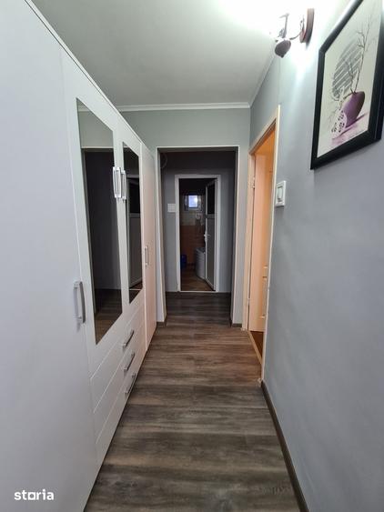 Apartament cu 3 camere decomandat în Galata
