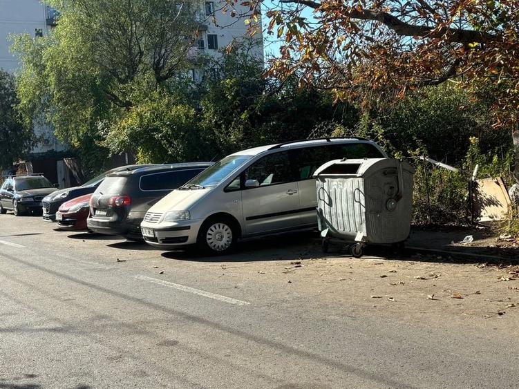 Spațiu comercial, în Militari