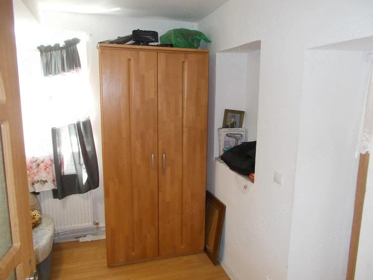 Casă cu 3 camere cu Teren 927 Mp în Sânandrei