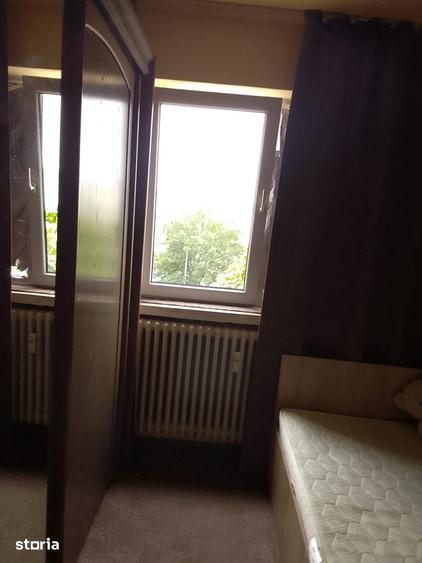 Valea Ro?ie, etaj 4/4, pre? 70 000 euro negociabil - 4
