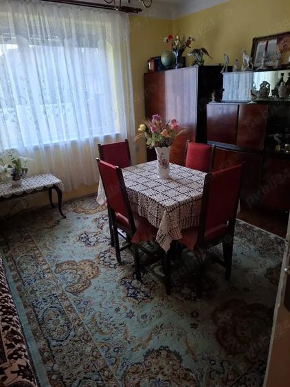 Casă cu 3 camere cu Teren 500 Mp în Central