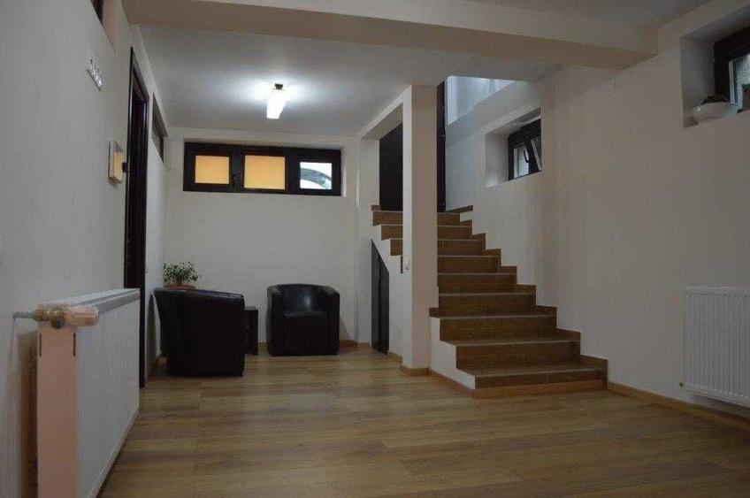 Apartament cu 4 camere în Ultracentral