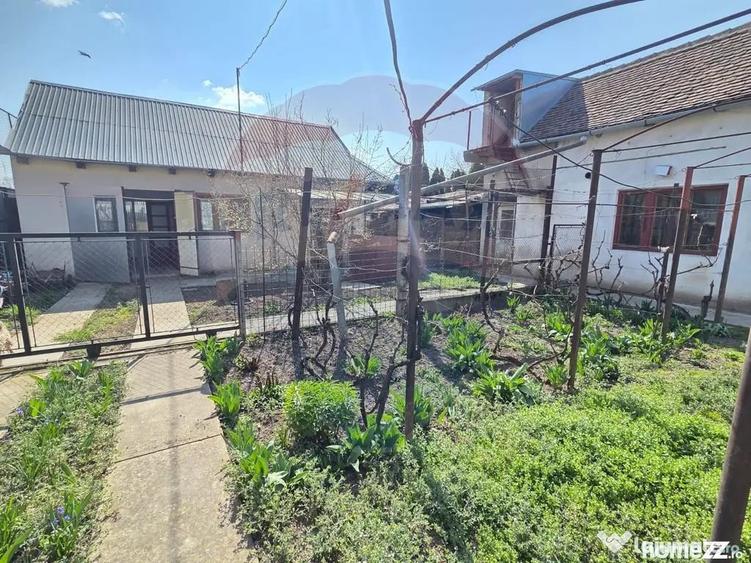 Casă cu 5 camere cu Teren 1010 Mp în Ultracentral