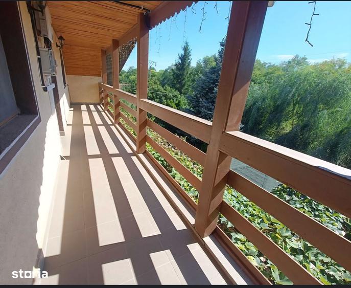 Casă cu 4 camere cu Teren 750 Mp în Șendreni