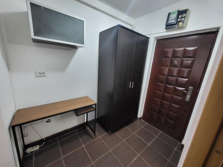 Garsonieră decomandată în Găvana
