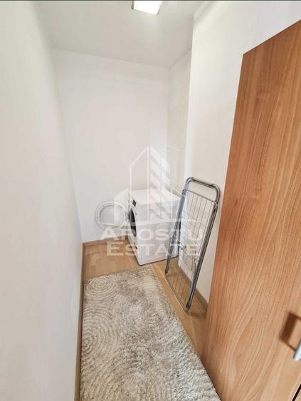 Apartament cu 2 camere decomandat în Traian