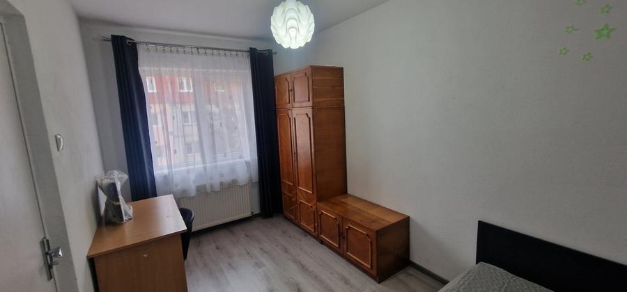 Apartament cu 2 camere nedecomandat, mobilat în Cedonia