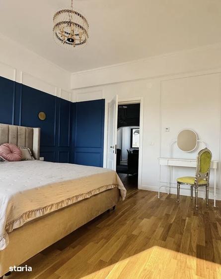 Apartament cu 4 camere în Victoriei